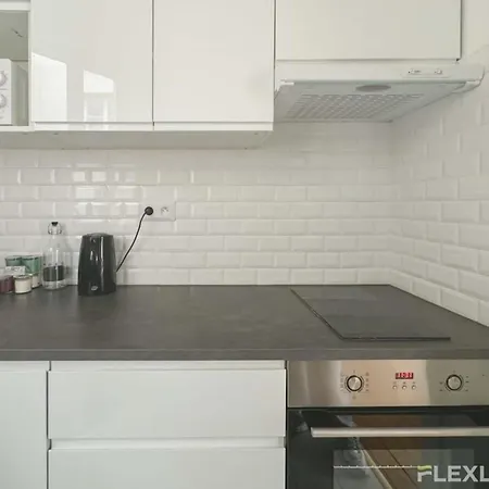 Flexliving - Whole Flat - Pasteur 아파트 *